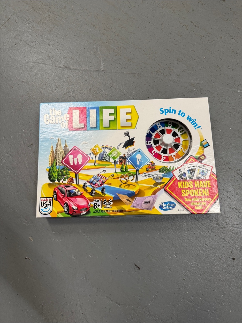 Hasbro The Game of LIFE in Very Good Condition